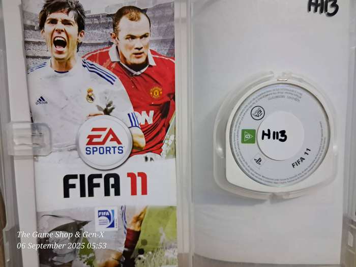 PSP FIFA 11 + MANUAL