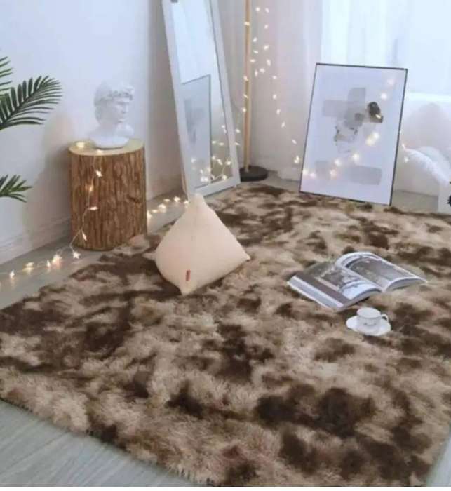 Fluffy rug