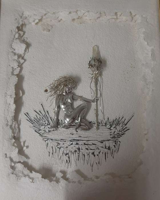 MAGNIFICENT COLLECTIBLE SILVER AND GOLD ARTPIECE BY JOHN KLYNSMITH