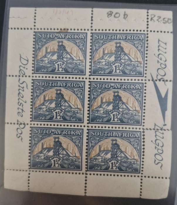 Mini sheet of 6 x  1 1/2d stamps in Mint condition - South Africa