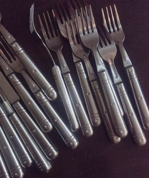Joblot of 74 pieces cutlery