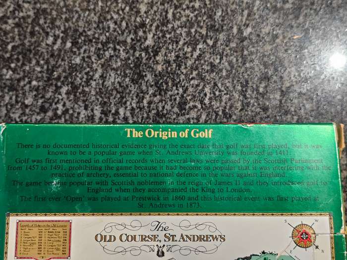 Old St Andrews Fine Blended Scotch Whiskey Boxed Set of Six Golf Ball Miniatures Shots