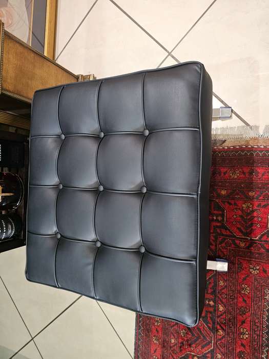 Footstool/Chair
