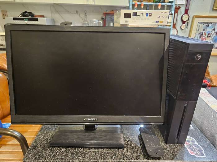 XBOX ONE 500GB Gaming Console