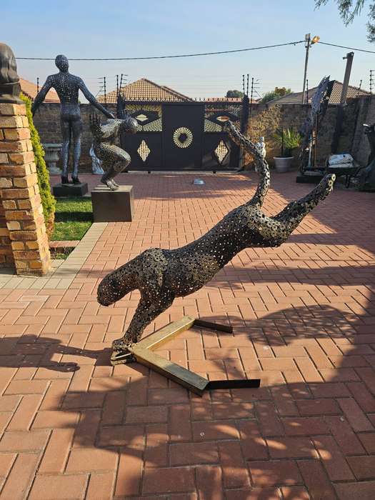 Metal Washers Cheetah on the Run Sculpture