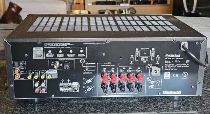 Yamaha RX-V385 5.1 Bluetooth AV Receiver