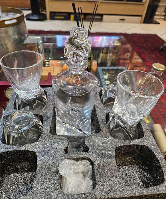 Bar Visor - Crystal Whiskey Decanter 7 Piece Set Decanter and 6 Glasses