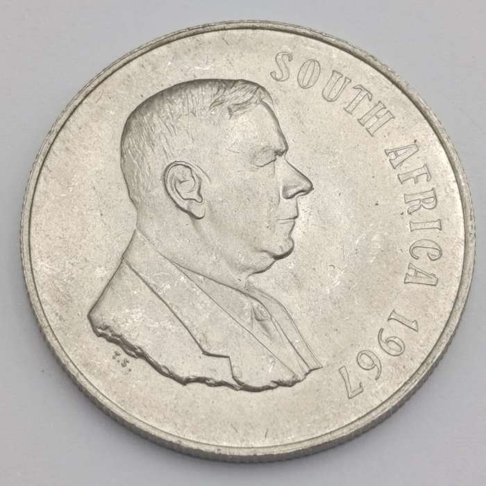 1967 South Africa R1 silver with Bubble on horn (constant variety)