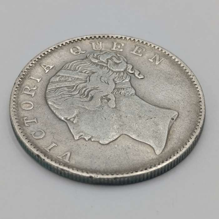 British India Rupee 1840 silver 35 berries