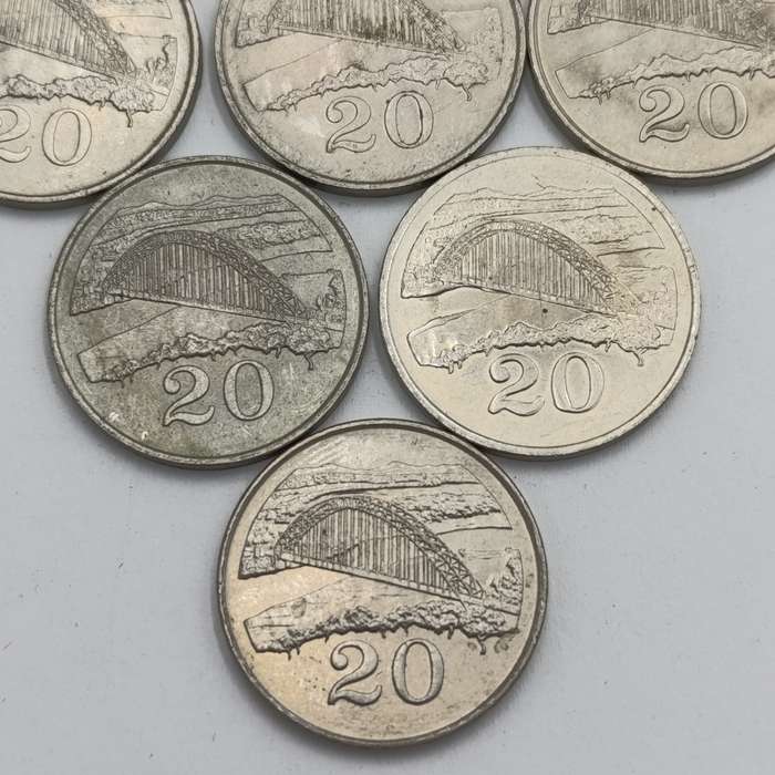 Zimbabwe Lot of 10 x 20 cent coins