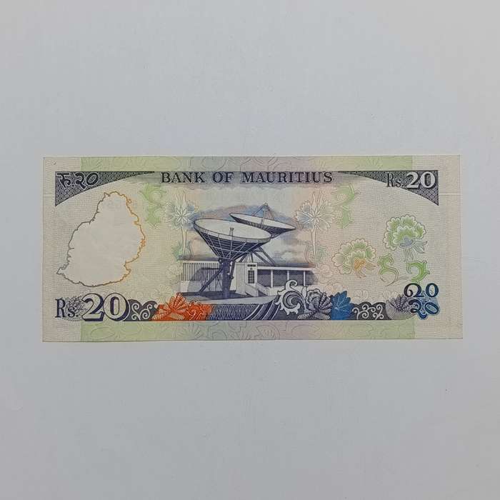 Mauritius 20 Rupees P-36  banknote - Pair - one disfigured