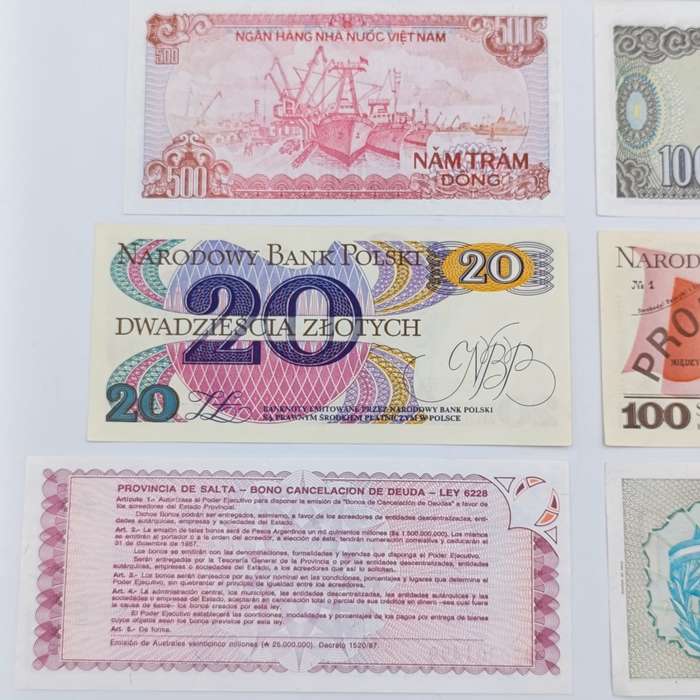 Lot of 10 Vintage UNC/AU world banknotes