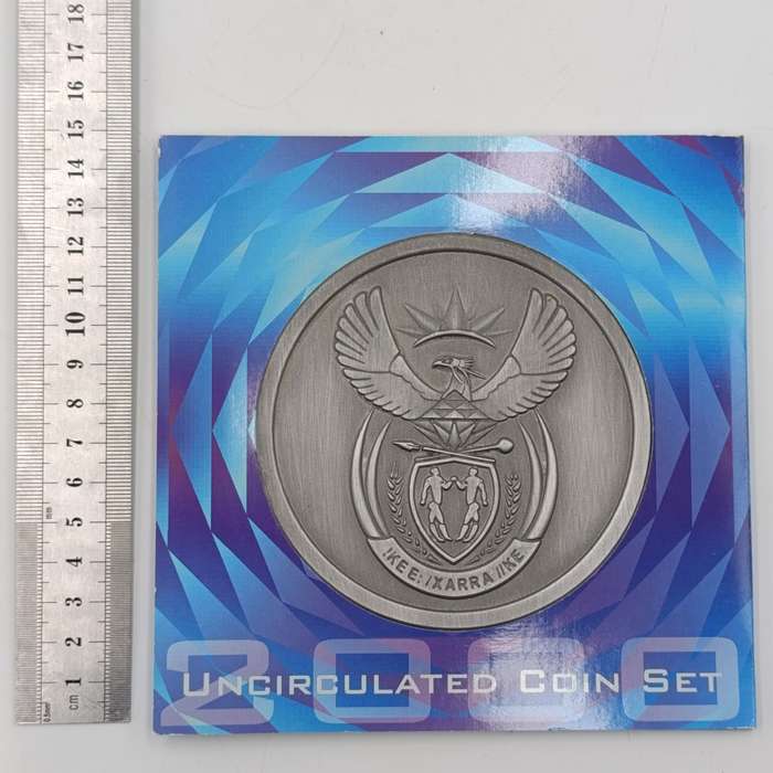 2000 South African uncirculated coin set - new coat of arms