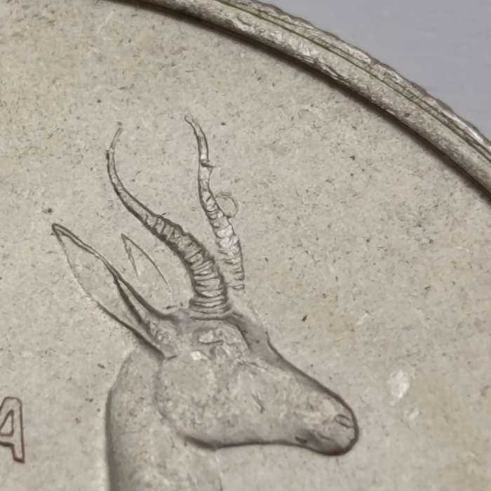 1967 South Africa R1 silver with Bubble on horn (constant variety)