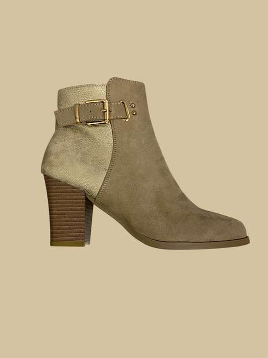 Original Ladies Boot ( Choose Size at Checkout)