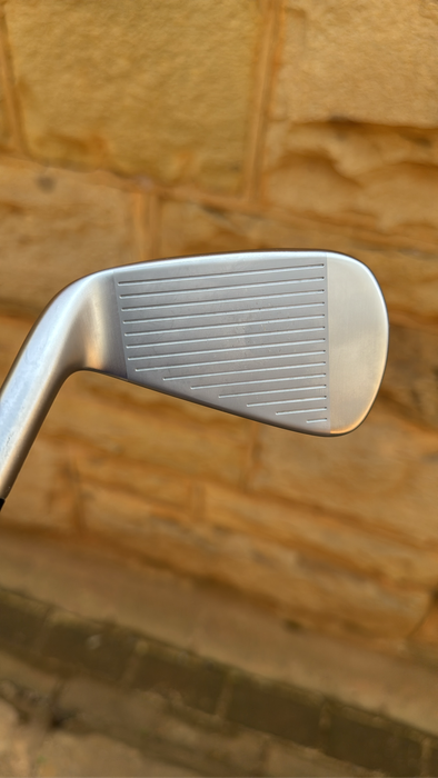 Golf clubs taylermade P790
