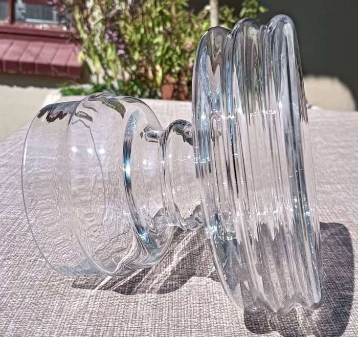 Riihimaki Apollo Green Glass Hurricane Lamp Candle Holder c1970-1976 Design Nanny Still (1929-2009)
