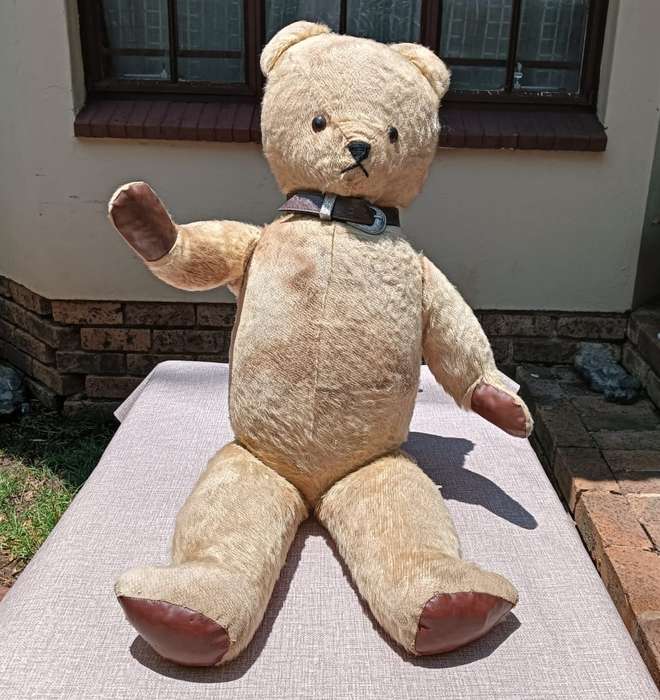 Vintage 1950-1970 SA Made Pale Brown Ark Teddy Bear 85cm High with Faux Leather Paws