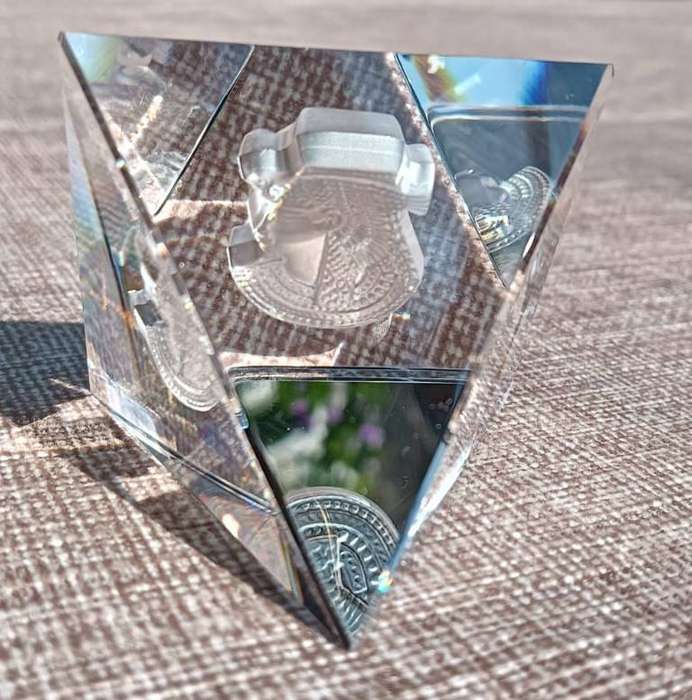 Asfour Chrystal Pyramid Egyptian Goddess Isis 30% Lead Boxed