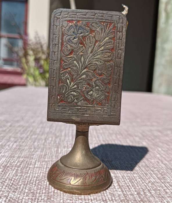 Brass Enamel Painted Matchbox Holder on Loose Standing Stand - Vintage Mid 20th Cen - 9cm High
