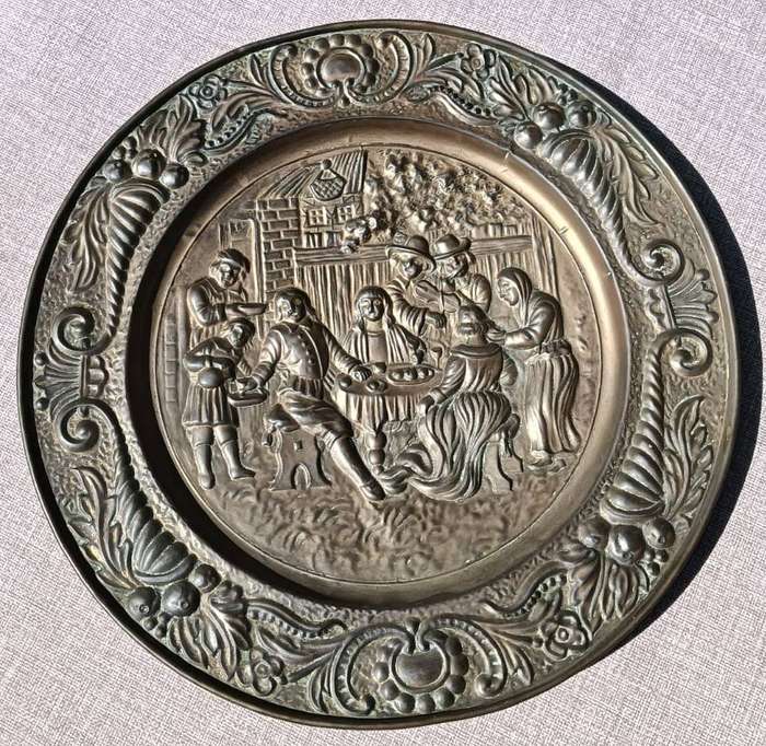 English Tavern Scene Brass Wall Plate Hand Hammered From Reverse Side 1950s Peerage England Plate 2