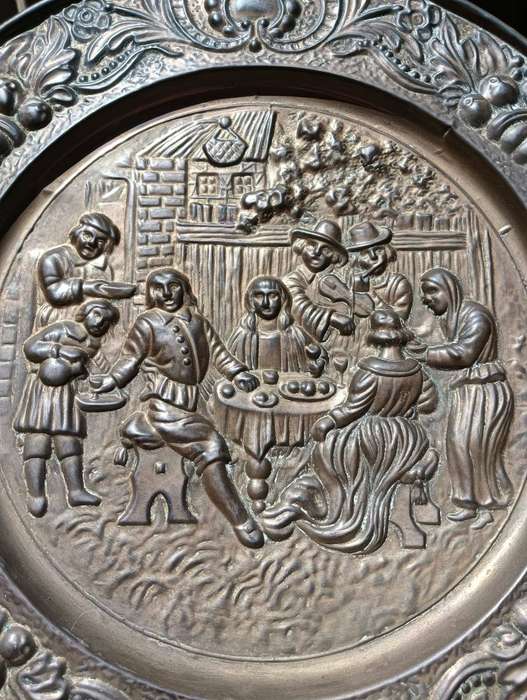 English Tavern Scene Brass Wall Plate Hand Hammered From Reverse Side 1950s Peerage England Plate 2