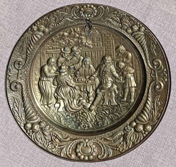 English Tavern Scene Brass Wall Plate Hand Hammered From Reverse Side 1950s Peerage England Plate 2