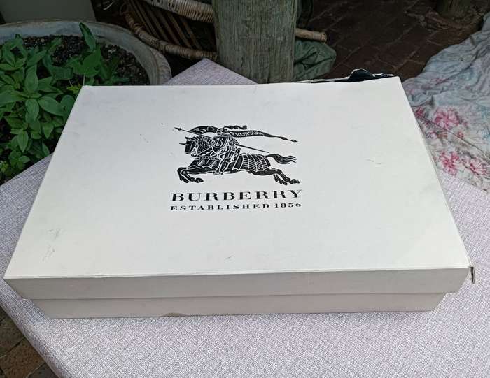 Authentic Burberry Nova Check Rubber Rain Boots Size European 40 / UK and SA 7.5