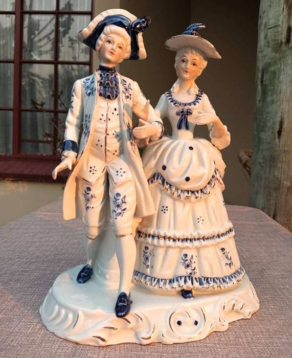 French Royal Couple Blue and White Porcelain Figurine Large 30cm High Good Condition