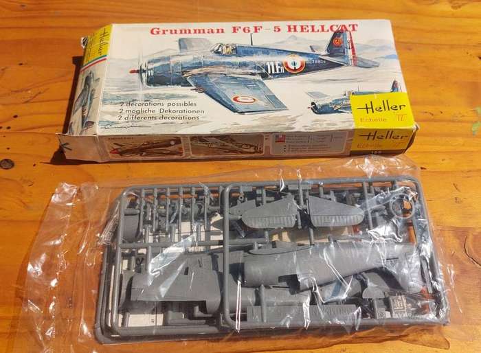 Heller France Original Issue Model Kit from 1970s of Grumman F6F-5 Hellcat Scale 1:72 Boxed