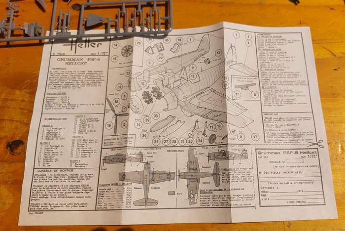 Heller France Original Issue Model Kit from 1970s of Grumman F6F-5 Hellcat Scale 1:72 Boxed