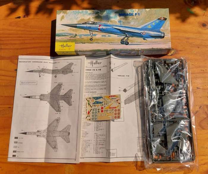 Heller France Mirage F1 Model Kit from 1970s Scale 1:72 Boxed and Package Sealed