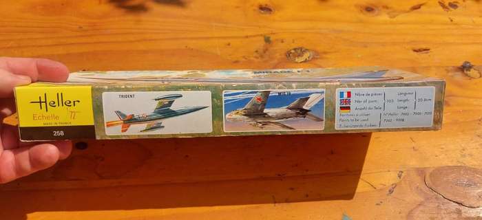 Heller France Mirage F1 Model Kit from 1970s Scale 1:72 Boxed and Package Sealed
