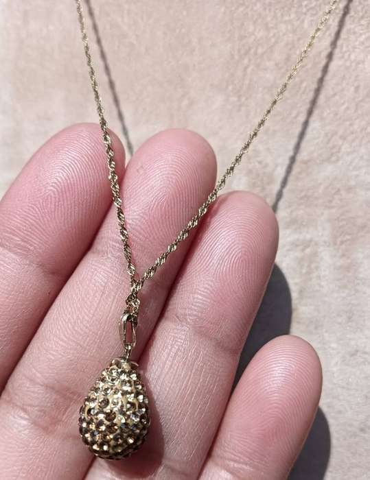 Vintage 375 (9ct) Gold and Rhinestone Fruit Pear Shaped Pendant (Weight 1.36g) on 925 Necklace Chain