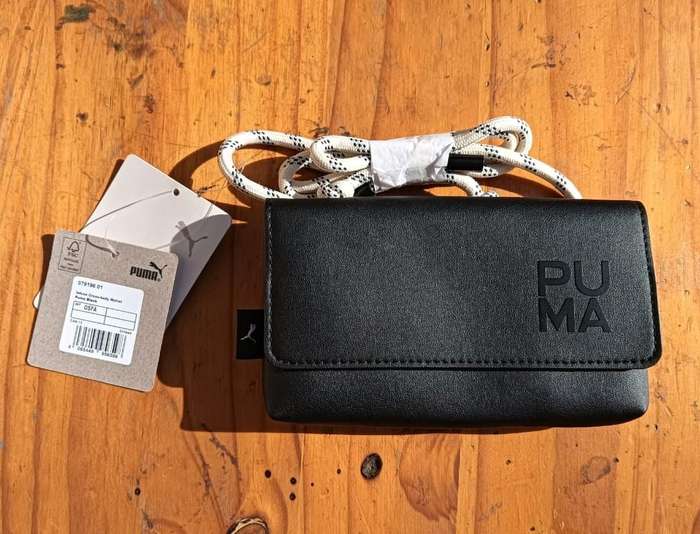 Puma Infuse Cross-Body Wallet As New in Very Good Condition