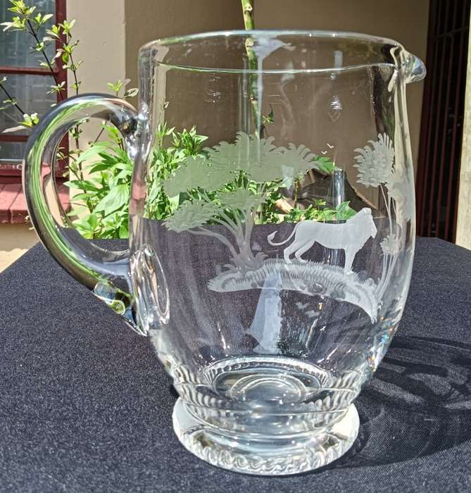 Amazing "Queen Lace" Germany Lion Engraved Chrystal Pitcher - Hand Blown - Hand Copper Engraved