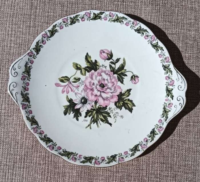 Royal Albert Gotsworld Pattern Two Handled Cake Plate Circa 1935-1940 Good Condition