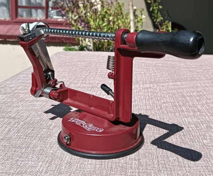 Tru-Cape Apple Peeler, Corer and Slicer in Box