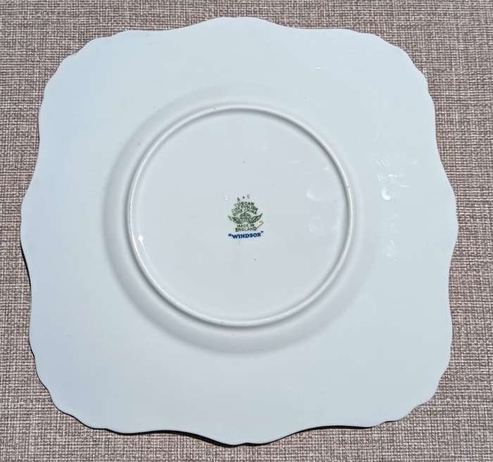 Vintage 1940s Tuscan England Bone China Windsor Blue Pattern Plate