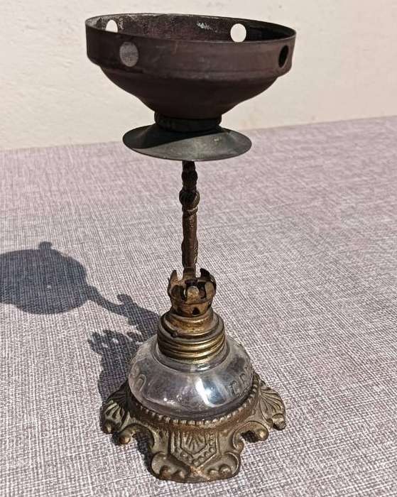 Vintage Medical Vapo-Cresolene Lamp Part of American Chamber of Horrors Exhibit Date 3 Aug 1939