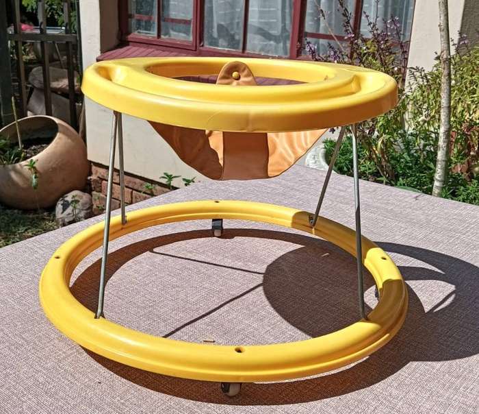 Vintage 1980s Giordani Italy Yellow Chrome Hoola Coupe Infant Baby Walker