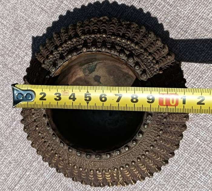 Antique Bronze Dhokra Kondh Tribal (West Bengal) Ankle Bracelet Turned Dish 11cm Wide