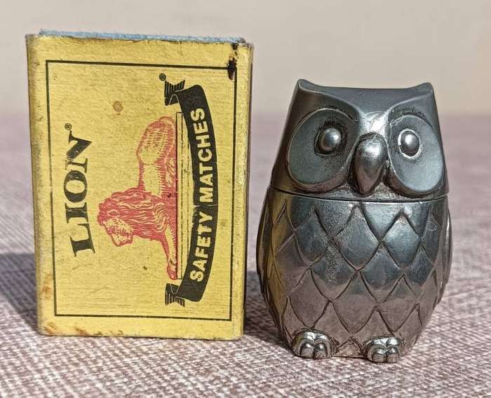 Cute Vintage Silver Metal Salt / Sugar Jar Owl 4.5cm High