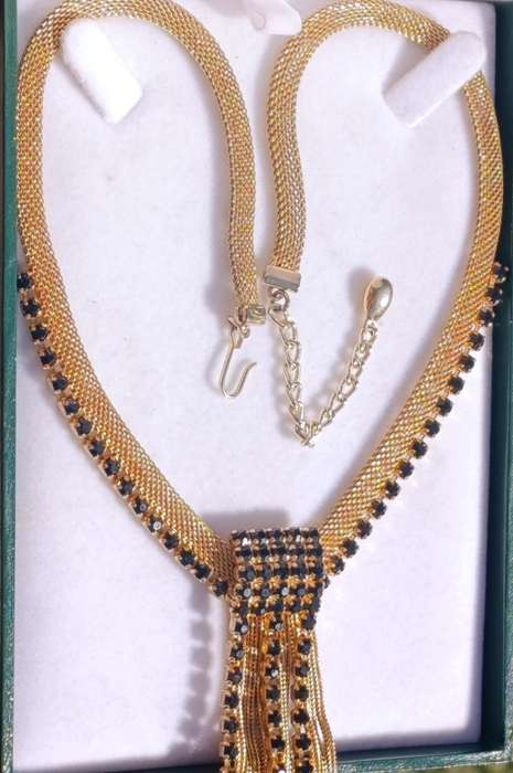Vintage Mesh Black Rhinestone Necklace