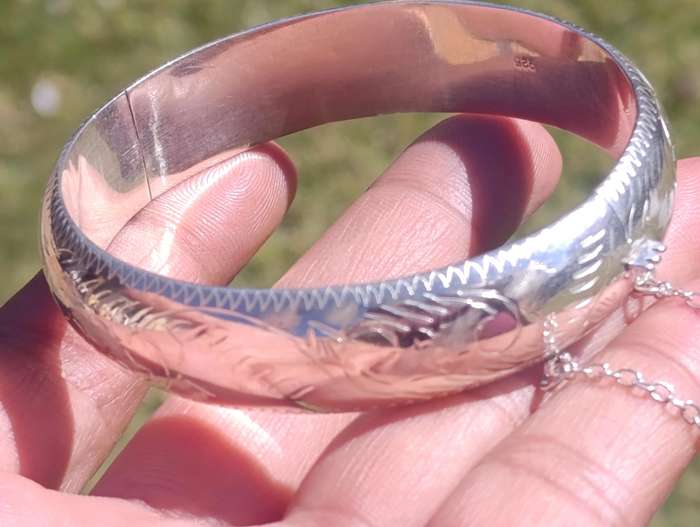 Sterling Floral Cutwork 1.5CM Bangle