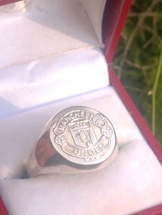 British Hallmarked Manchester Vintage Ring