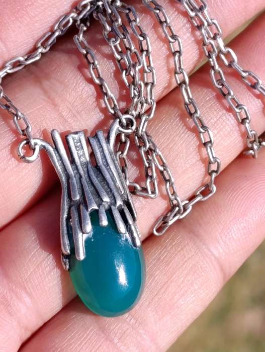 Sterling Vintage Green Gemstone Pendant Set