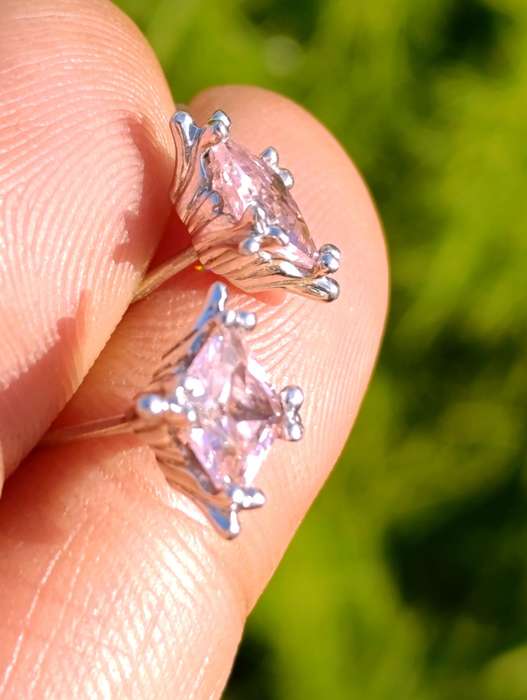 Jenna Clifford 9ct White Gold Topaz Earrings