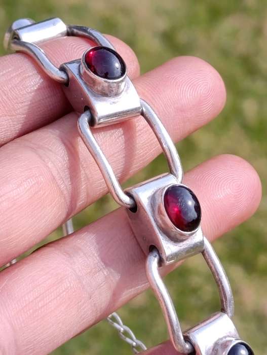 Rare Vintage Sterling Garnet Bracelet