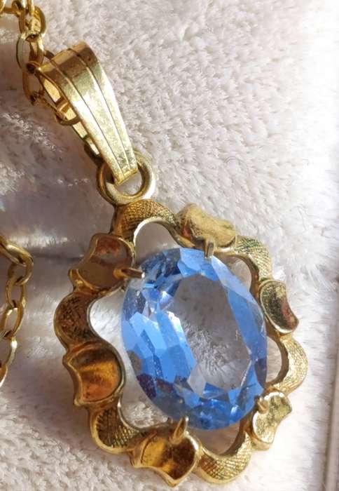 14ct Rolled Gold Blue Topaz Pendant Set
